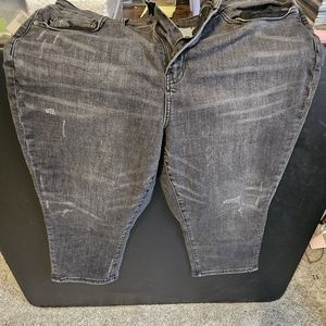 2 Pair Women's Capri Jeans 18